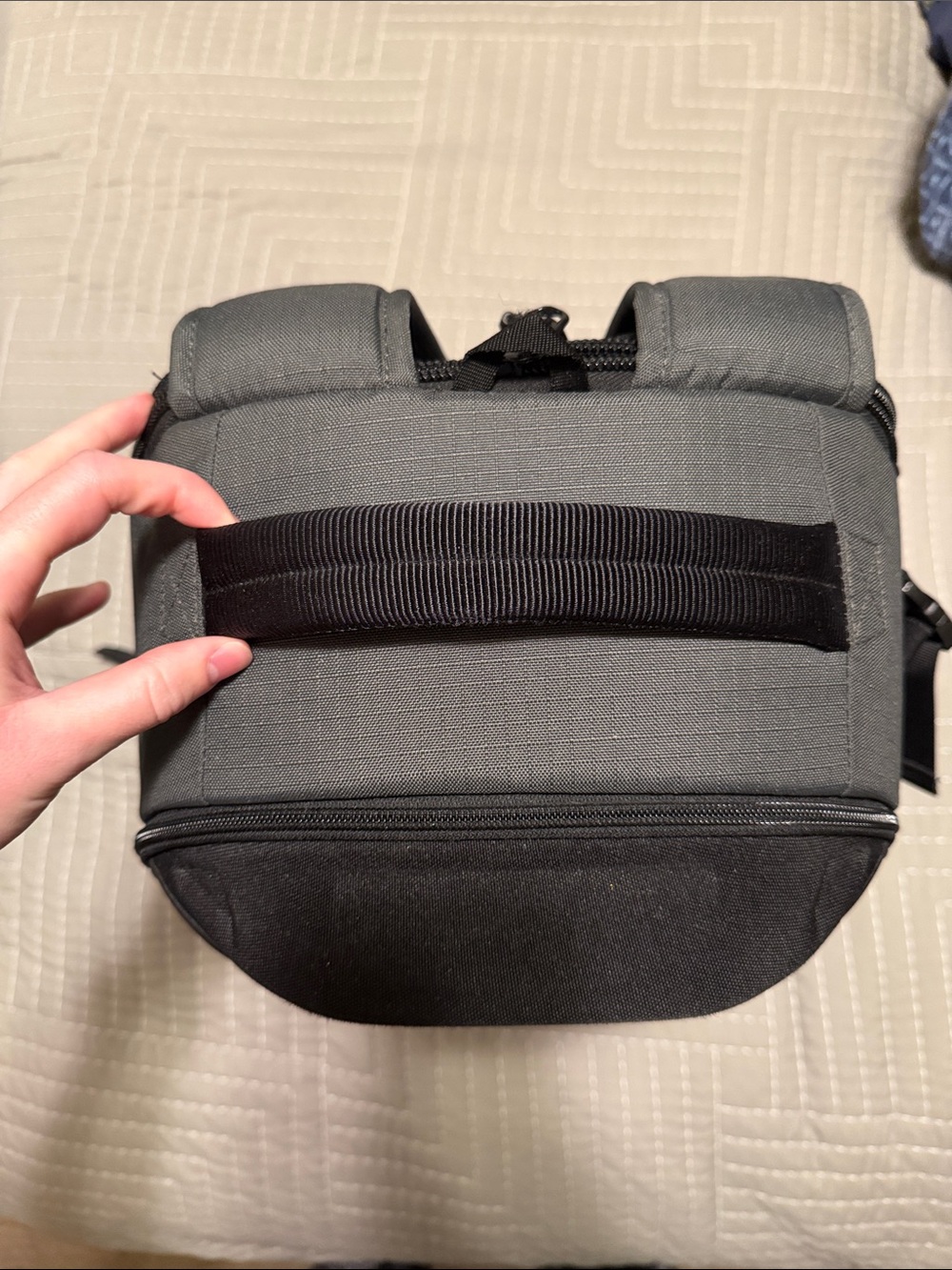Lowepro - Flipside BP 300 AW III Camera Backpack Like New - Picture 11 of 16